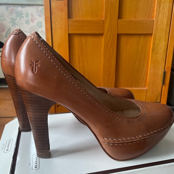 FRYE Anna Pumps / Size 6.5 - Picture 2 of 11